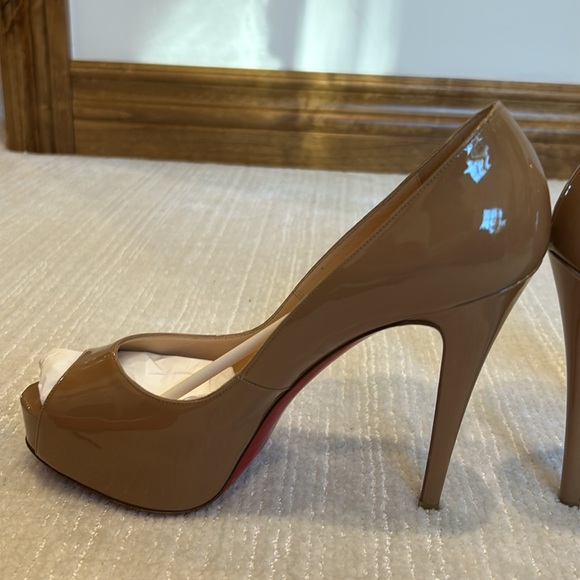 Christian Louboutin Hyper Prive Peep Toe Heels - Picture 8 of 11